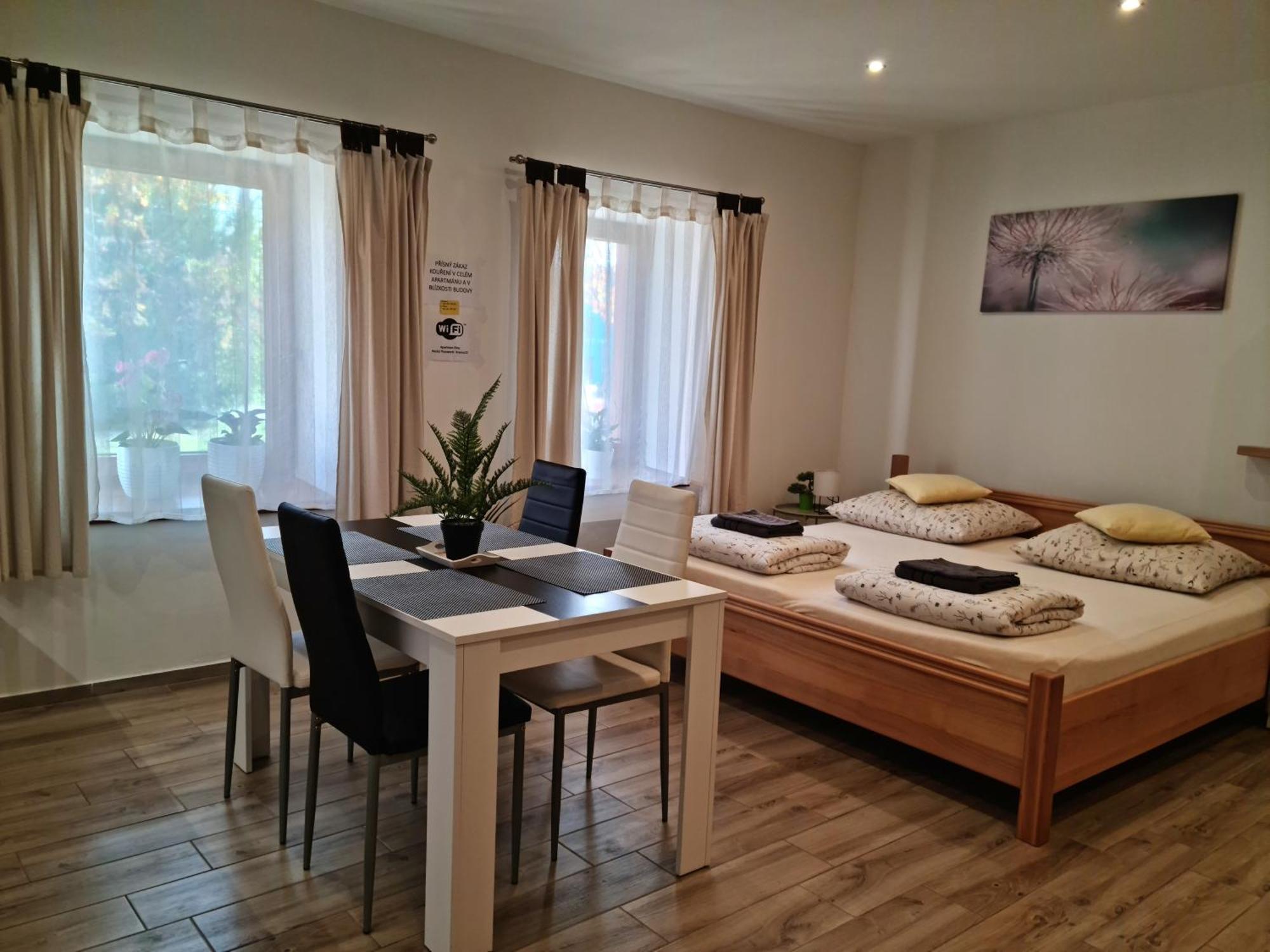 Apartmany Zirec Двур-Кралове-над-Лабем Экстерьер фото